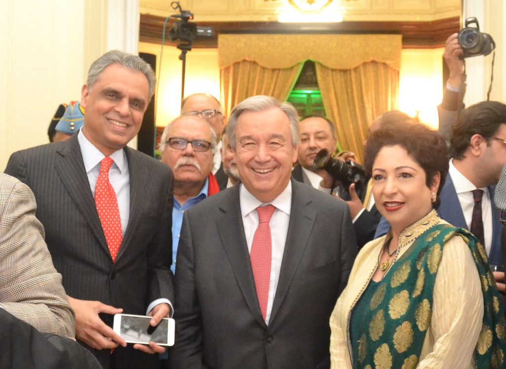 Pakistani and Indian UN Ambassadors Dr. Maleeha Lodhi and Syed Akbaruddin with UN Chief